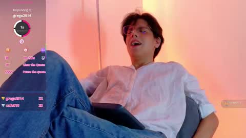 Snapshot of lui_x_dust chatting on 03.12.26 Lui online show from 03.12.26