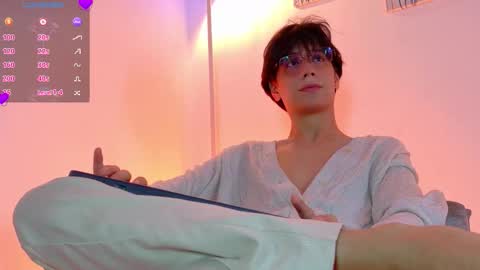 Snapshot of lui_x_dust chatting on 03.29.26 Lui online show from 03.29.26