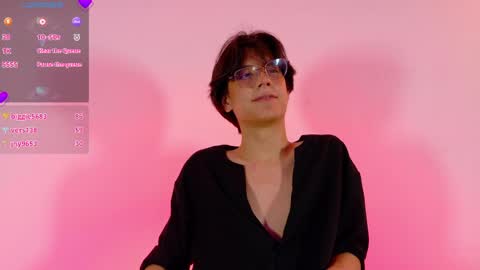 Snapshot of lui_x_dust chatting on 04.09.26 Lui online show from 04.09.26