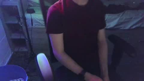 LuciferdaRoyale online show from 12.17.24