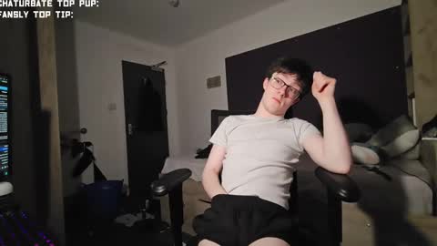 LuciferdaRoyale online show from 01.15.25