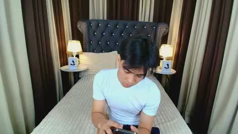 luigi_moreno online show from 12.21.25