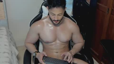 Snapshot of luis_baptista chatting on 06.21.26 luis_baptista online show from 06.21.26