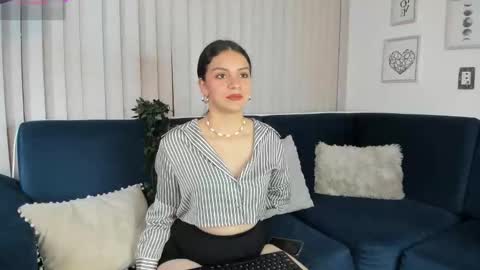 Snapshot of luisa__rosse chatting on 02.25.26 Luisa online show from 02.25.26