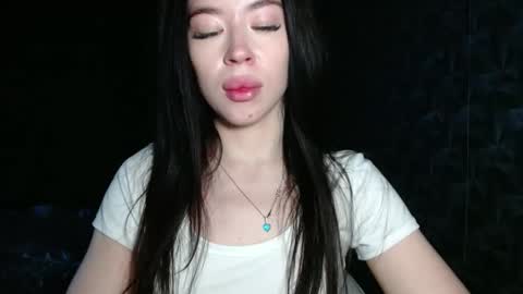Snapshot of luisa_domina chatting on 05.15.26 luisa lovedom online show from 05.15.26