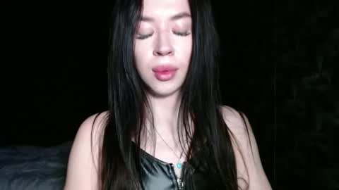 Snapshot of luisa_domina chatting on 05.15.26 luisa lovedom online show from 05.15.26