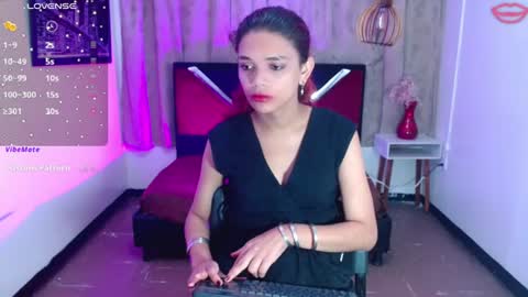 Snapshot of luisa_torres__ chatting on 07.05.26 luisa_torres__ online show from 07.05.26