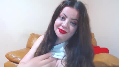 Snapshot of luisahornydoll chatting on 04.18.26 Cassie online show from 04.18.26
