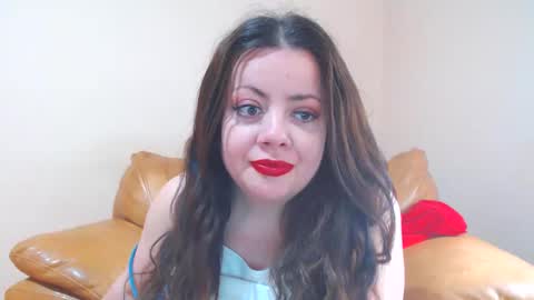 Snapshot of luisahornydoll chatting on 04.21.26 Cassie online show from 04.21.26
