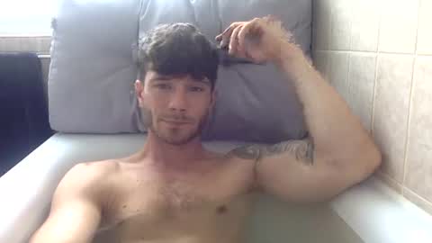 Snapshot of luisbadx chatting on 06.29.26 Luis Badx online show from 06.29.26