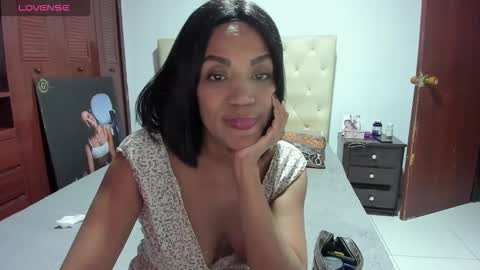 Snapshot of luissa_s1 chatting on 03.28.26 Luissa online show from 03.28.26