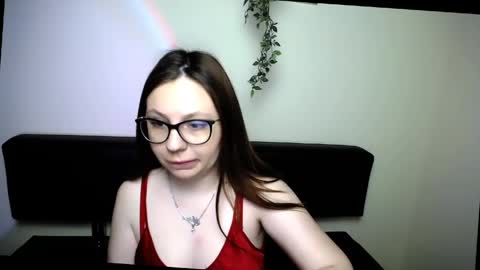 Luiza online show from 04.18.26
