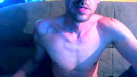 Snapshot of lukas4uuu chatting on 07.05.26 lukas4uuu online show from 07.05.26