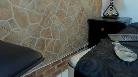 Luke Julien online show from 03.12.25