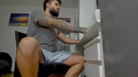 Luke online show from 10.21.25