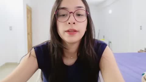 Snapshot of lulibee_ chatting on 07.20.26 Luli online show from 07.20.26