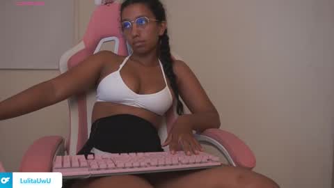 lulitauwu online show from 10.22.25