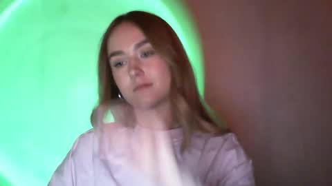 Lulu Baby18 online show from 02.11.25