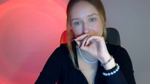 Lulu Baby18 online show from 10.17.25