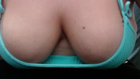 Snapshot of lulu_xxx_pervert chatting on 09.28.25 Lulu online show from 09.28.25