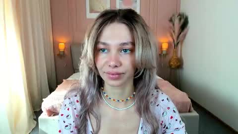 Alise online show from 04.26.26