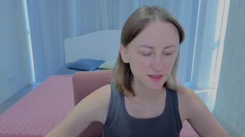 Lily online show from 09.19.25