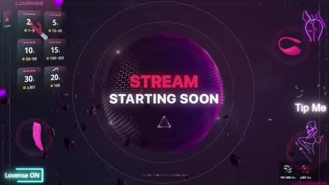 Snapshot of luluubloomm chatting on 10.15.25 Lulu online show from 10.15.25