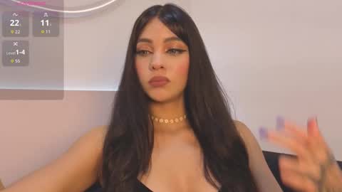 Snapshot of luluwonder_ chatting on 02.05.26 Lulu online show from 02.05.26