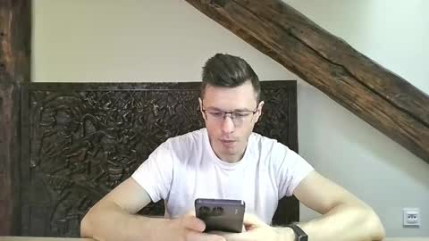 Snapshot of lumberjack__666 chatting on 05.16.26 Andrew independent model 2000-0000 CET daily online show from 05.16.26