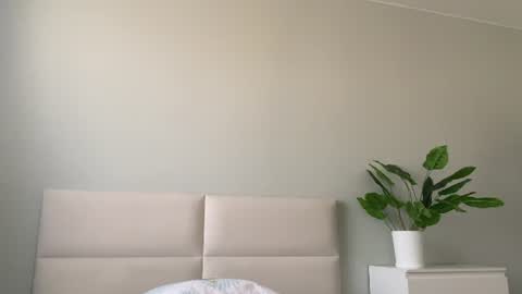 Snapshot of lumineess chatting on 06.30.26 Catherine online show from 06.30.26