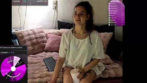 Snapshot of lumivex chatting on 05.26.26 lumivex online show from 05.26.26