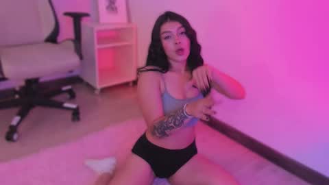 lummii_ online show from 02.08.26