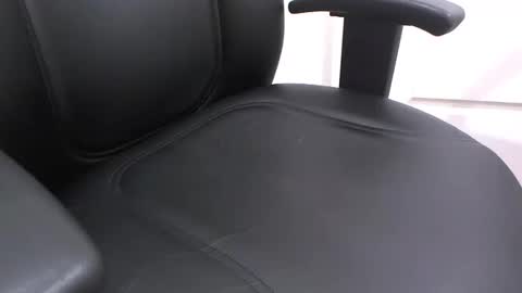 lun_cum online show from 12.16.25