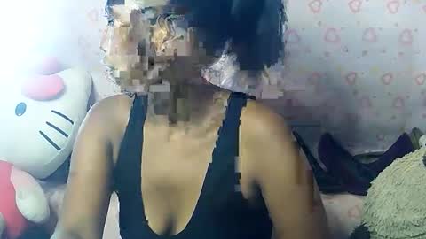 Snapshot of luna019 chatting on 02.25.26 Luna online show from 02.25.26