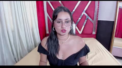 Luna  online show from 09.23.25