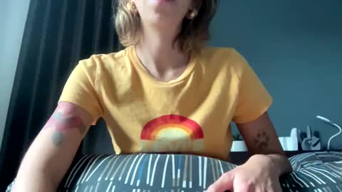 Snapshot of luna3589 chatting on 12.06.24 Luna online show from 12.06.24