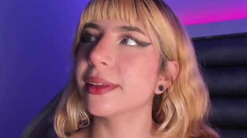 Snapshot of luna__scarlett chatting on 03.03.26 luna online show from 03.03.26