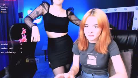 luna_berryy online show from 01.26.25