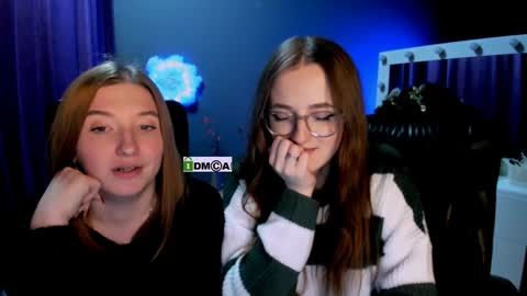 luna_berryy online show from 02.06.25