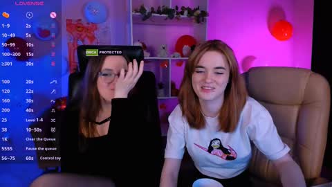 luna_berryy online show from 02.15.25