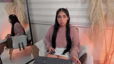 luna_cute14 online show from 03.18.26