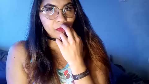 luna  online show from 02.24.25