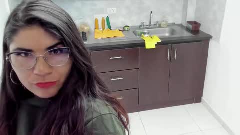 luna  online show from 09.09.25