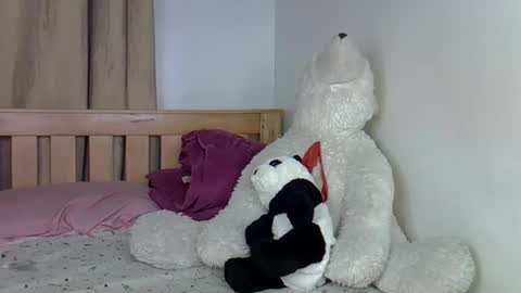 Snapshot of luna_empress chatting on 03.02.26 maskedmalkia online show from 03.02.26