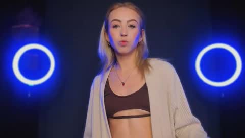 Snapshot of luna_helles chatting on 01.14.26 Elizabeth online show from 01.14.26