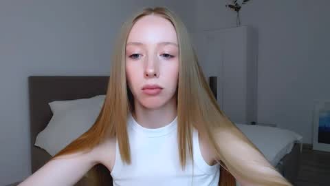 Luna online show from 12.25.24