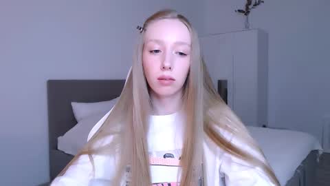 Luna online show from 11.23.25