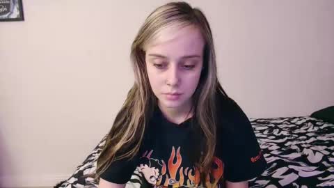 Luna online show from 02.14.25