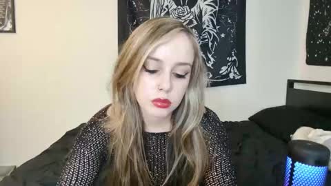 Luna online show from 09.23.25