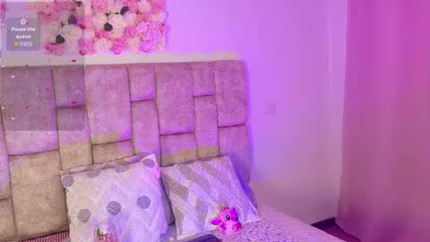   online show from 09.12.25